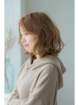 透け感肩ラインボブ